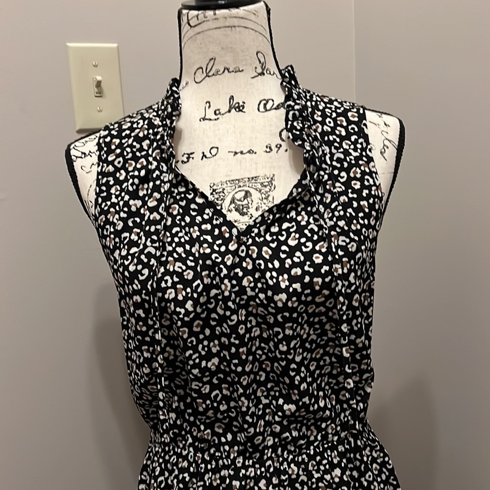 ePretty V-Neck & Tie Sleeveless 2-Tier Ruffled Summer Dress Color Black/Brown - Picture 6 of 10